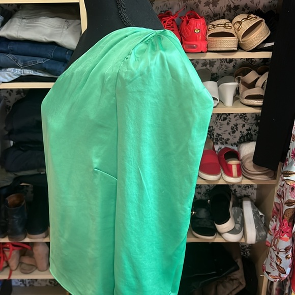 EXPRESS TOP - Picture 2 of 9